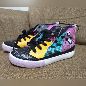 The Burton's The Nightmare Before Christmas Colorful Kids High-Top Sneakers 8.5
